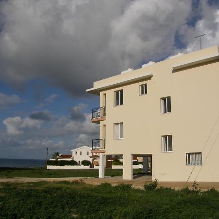 Athena And The Owl Beachside Apt パ フォス エクステリア 写真